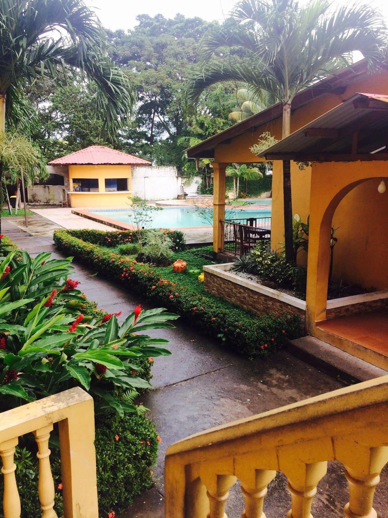 Hotel Molina La Ceiba Ngoại thất bức ảnh